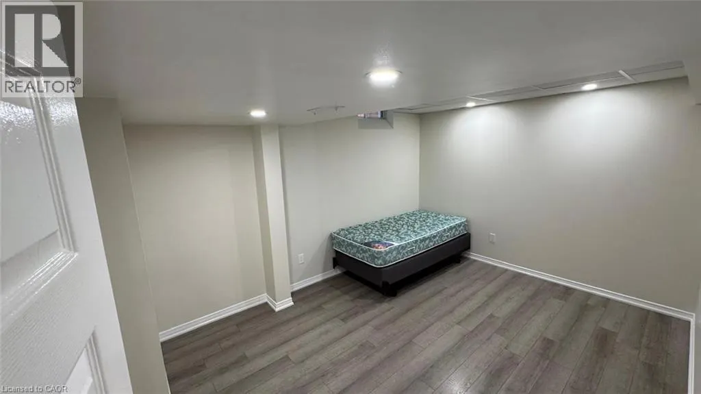 59 BRIDGEPORT Crescent Unit# bsmt, #bsmt