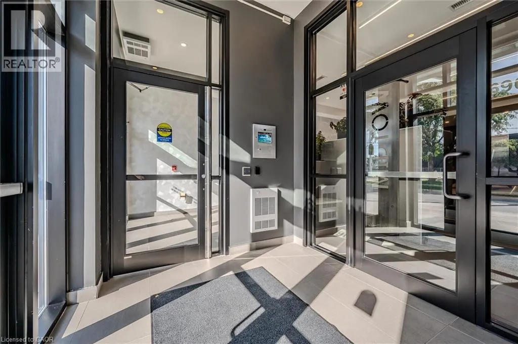690 KING Street W Unit# 622, #622