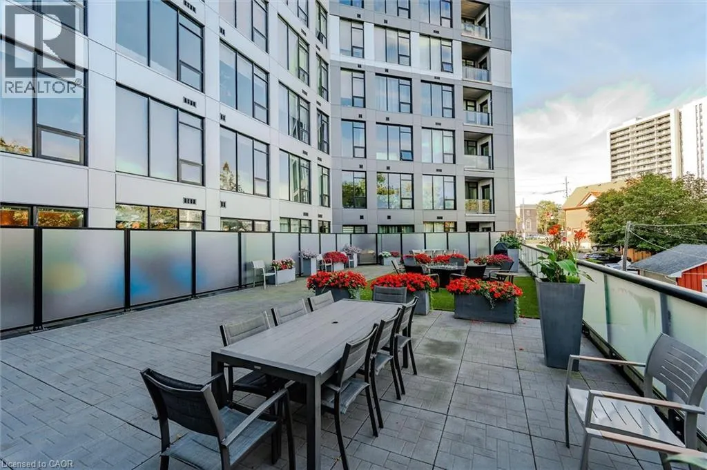 690 KING Street W Unit# 622, #622