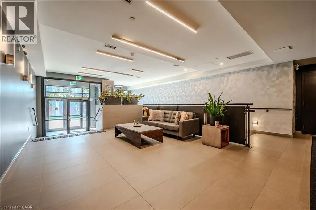 690 KING Street W Unit# 622, #622