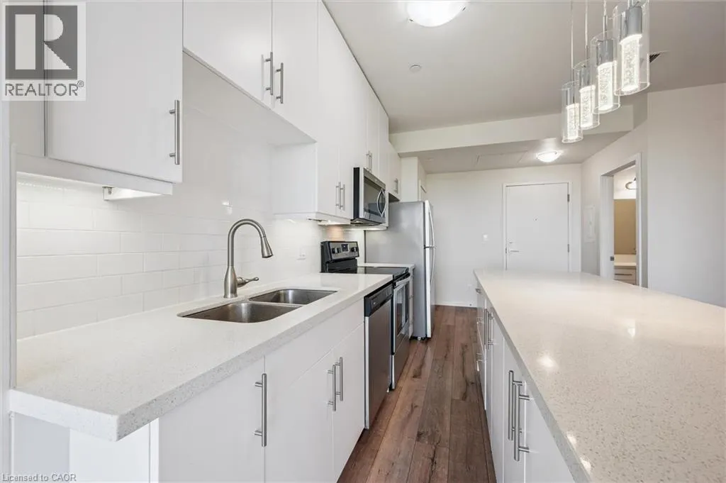 690 KING Street W Unit# 622, #622