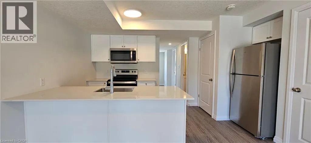 410 NORTHFIELD Drive W Unit# E15, #E15
