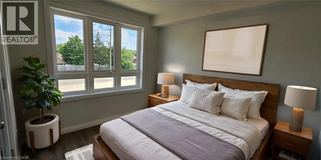 410 NORTHFIELD Drive W Unit# E15, #E15