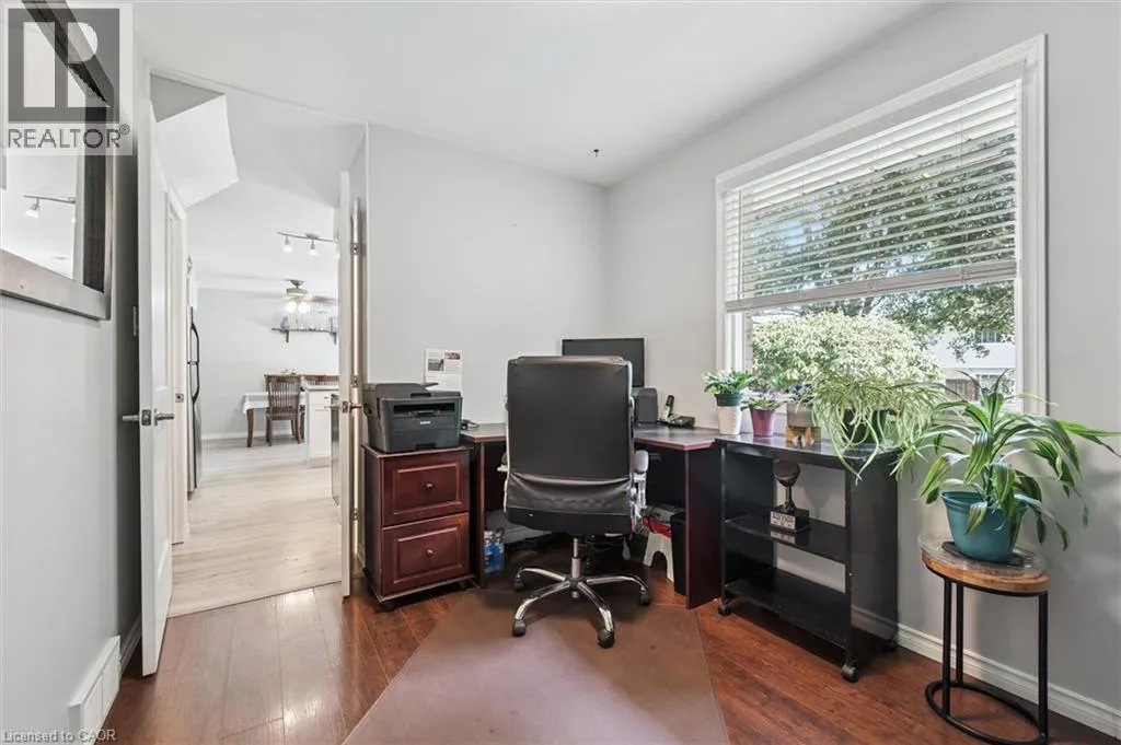 174 SUNPOINT Crescent
