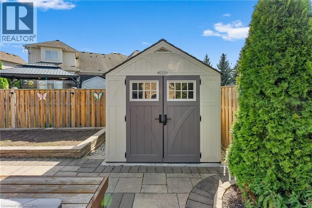 78 ANGELA Crescent