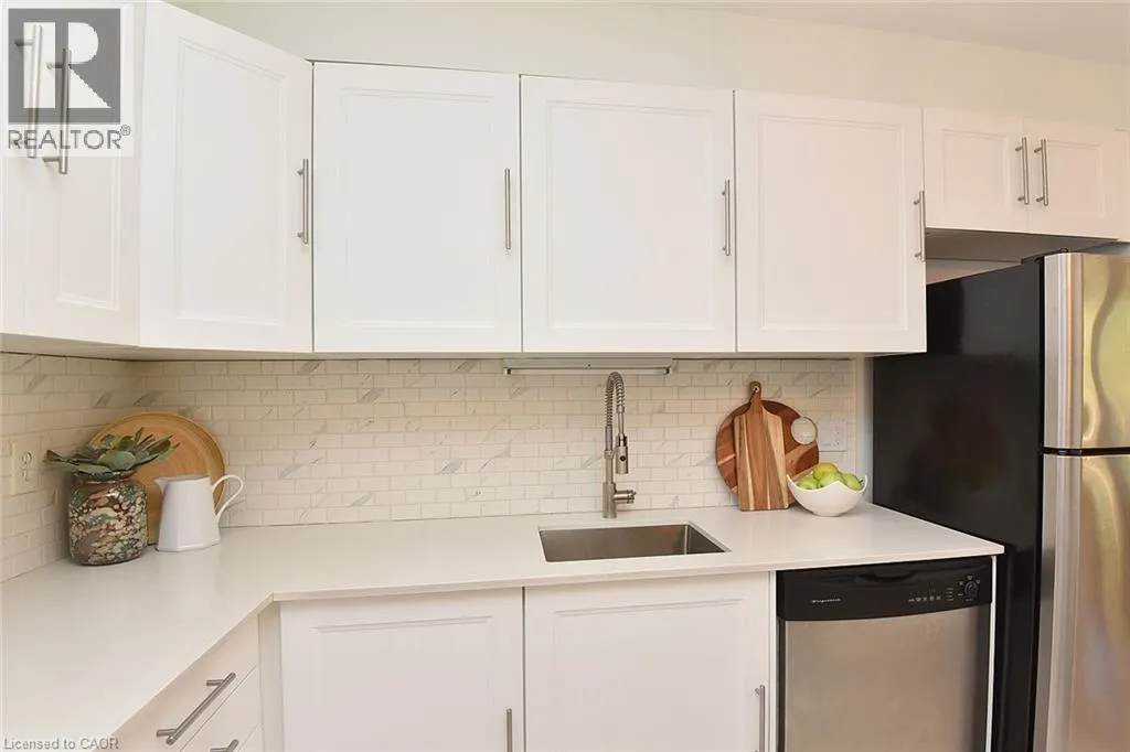 2470 HEADON FOREST Drive Unit# 31, #31