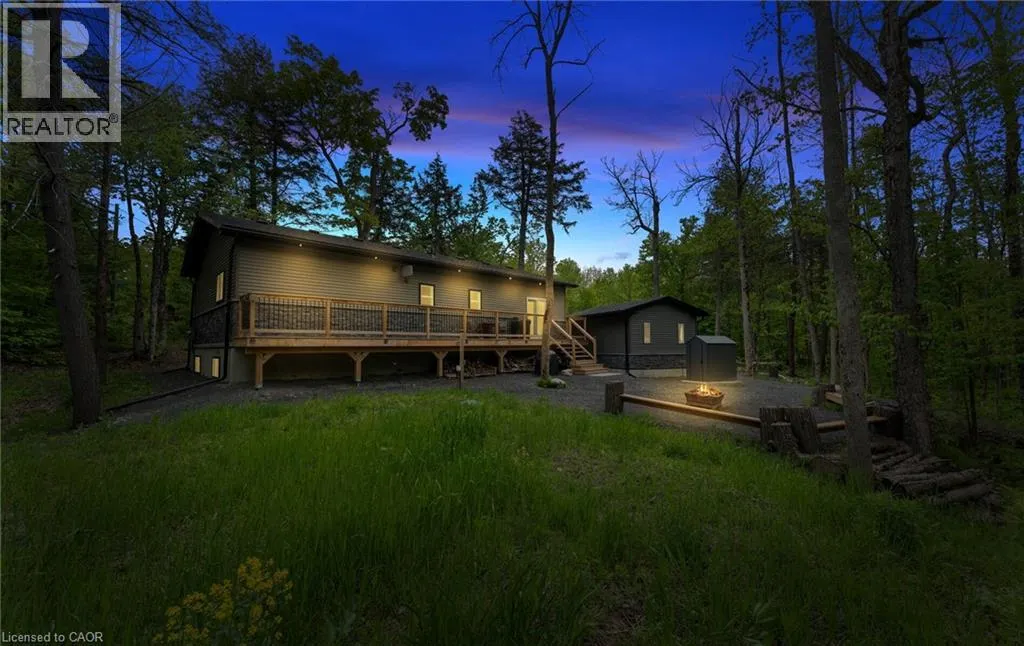44 SUNNYSHORE PARK Drive