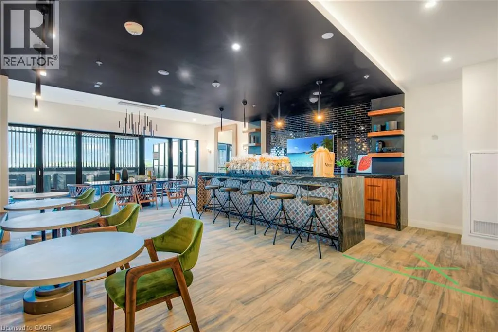 181 KING Street S Unit# 914, #914