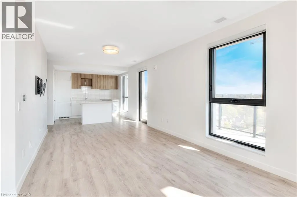 181 KING Street S Unit# 914, #914
