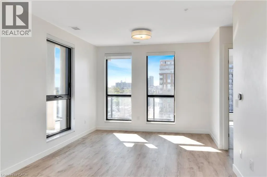 181 KING Street S Unit# 914, #914