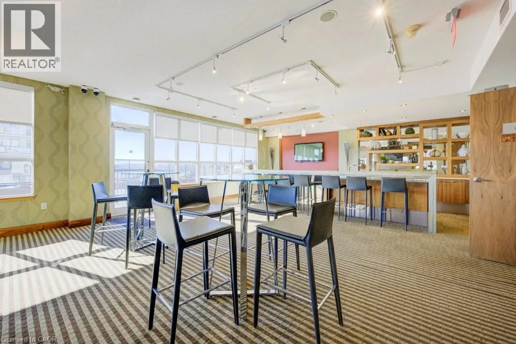 112 BENTON Street Unit# 207, #207