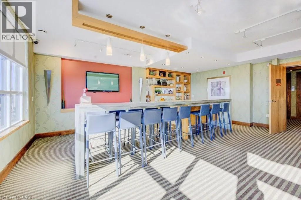 112 BENTON Street Unit# 207, #207