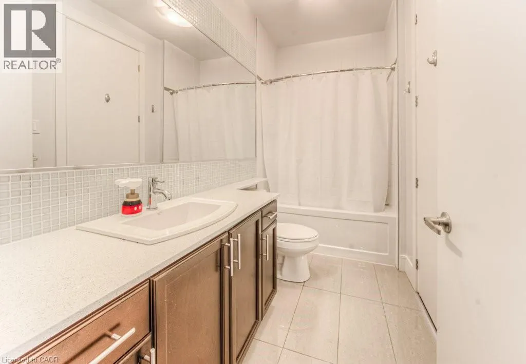 112 BENTON Street Unit# 207, #207