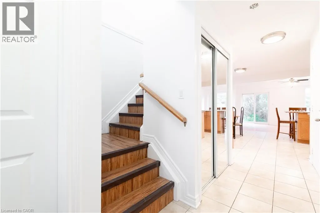 119 SUMMERS Drive Unit# Room 1, #Room 1