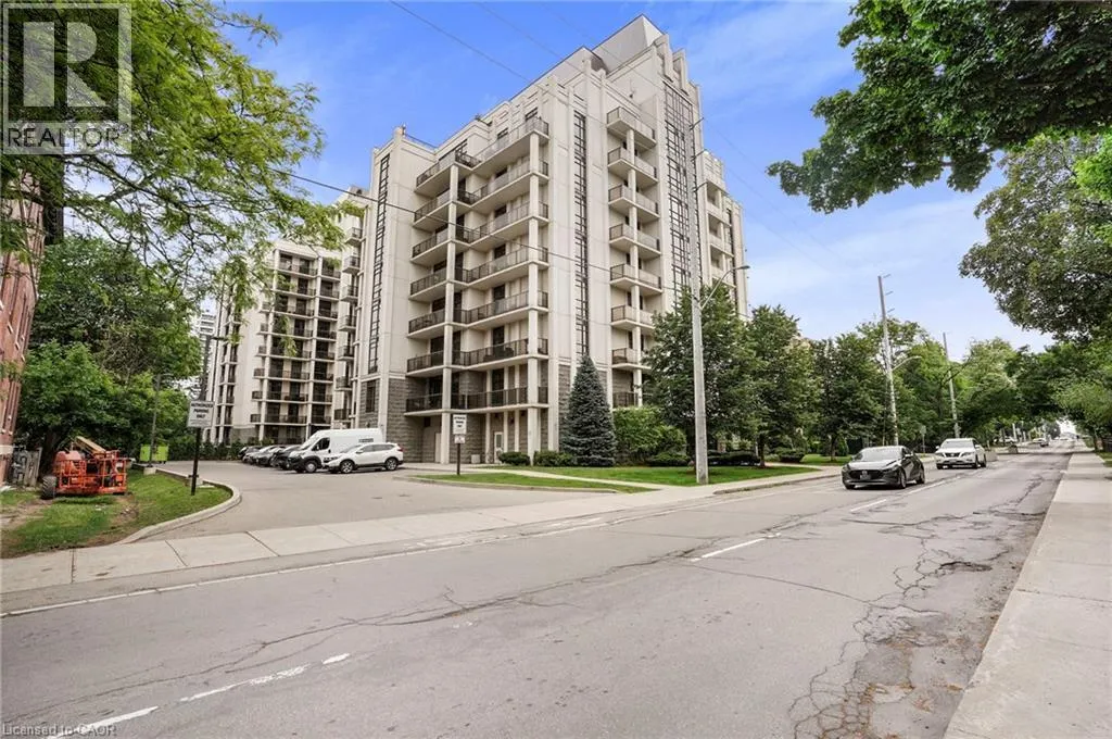 90 CHARLTON Avenue W Unit# 304, #304