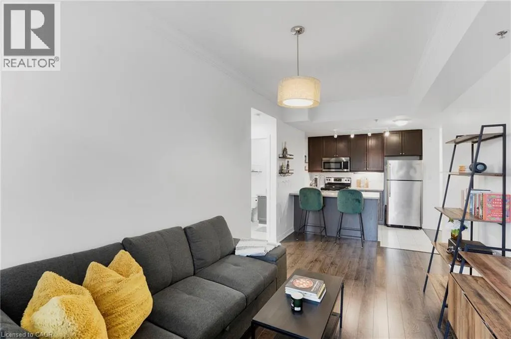 90 CHARLTON Avenue W Unit# 304, #304