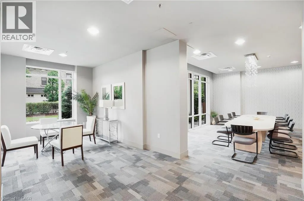90 CHARLTON Avenue W Unit# 304, #304