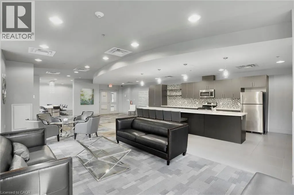 90 CHARLTON Avenue W Unit# 304, #304