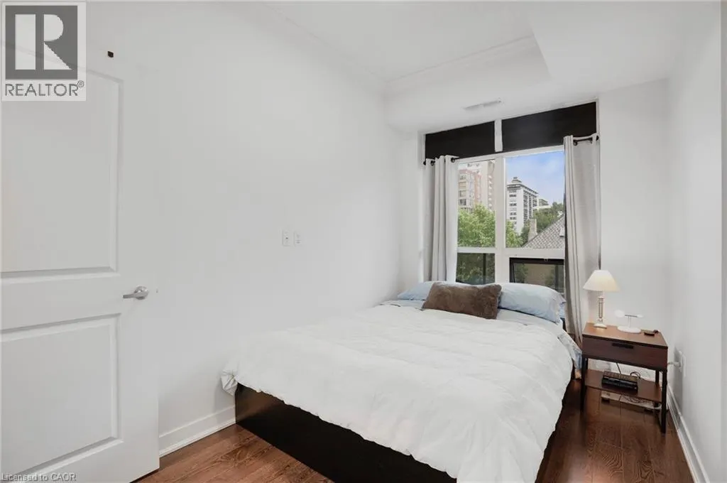 90 CHARLTON Avenue W Unit# 304, #304