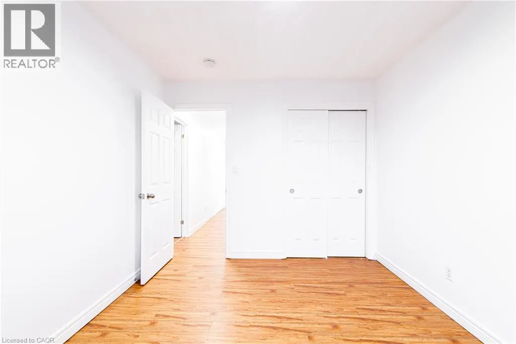 119 SUMMERS Drive Unit# Room 2, #Room 2