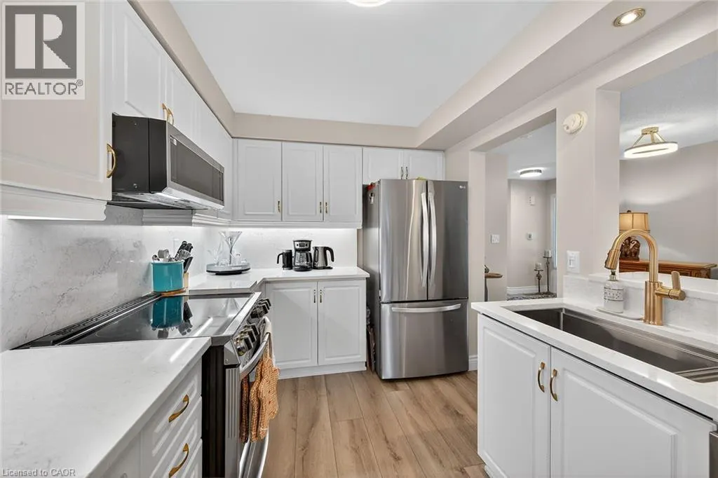 485 GREEN Road Unit# 14, #14