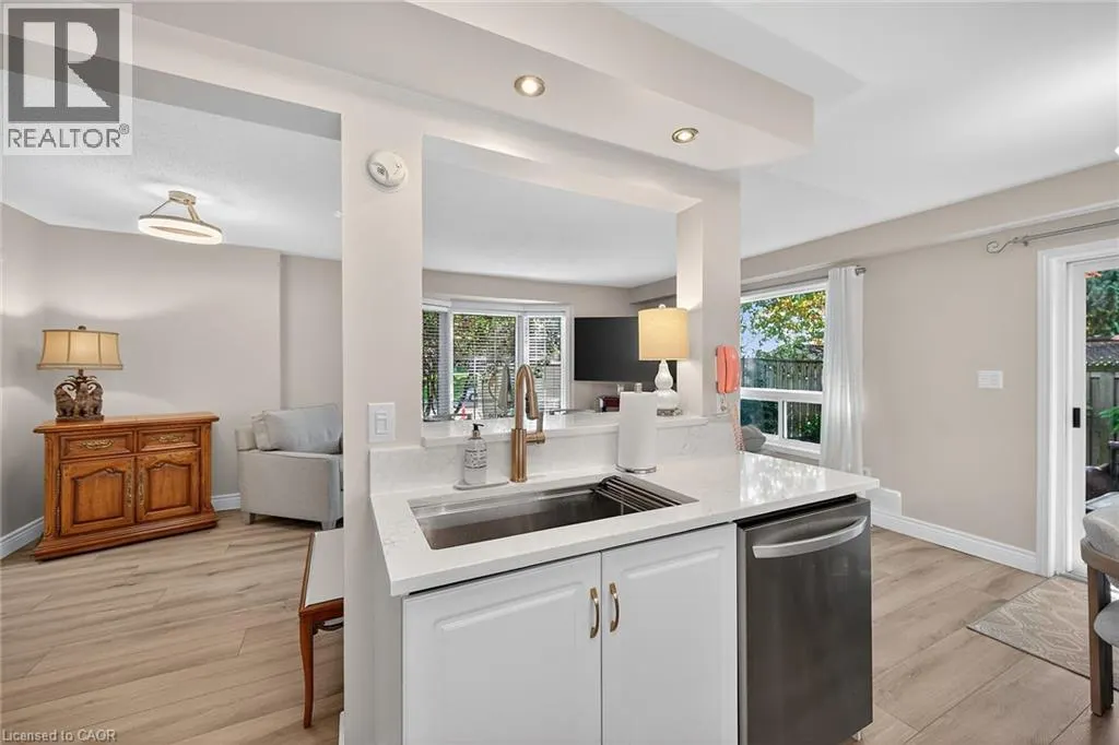 485 GREEN Road Unit# 14, #14