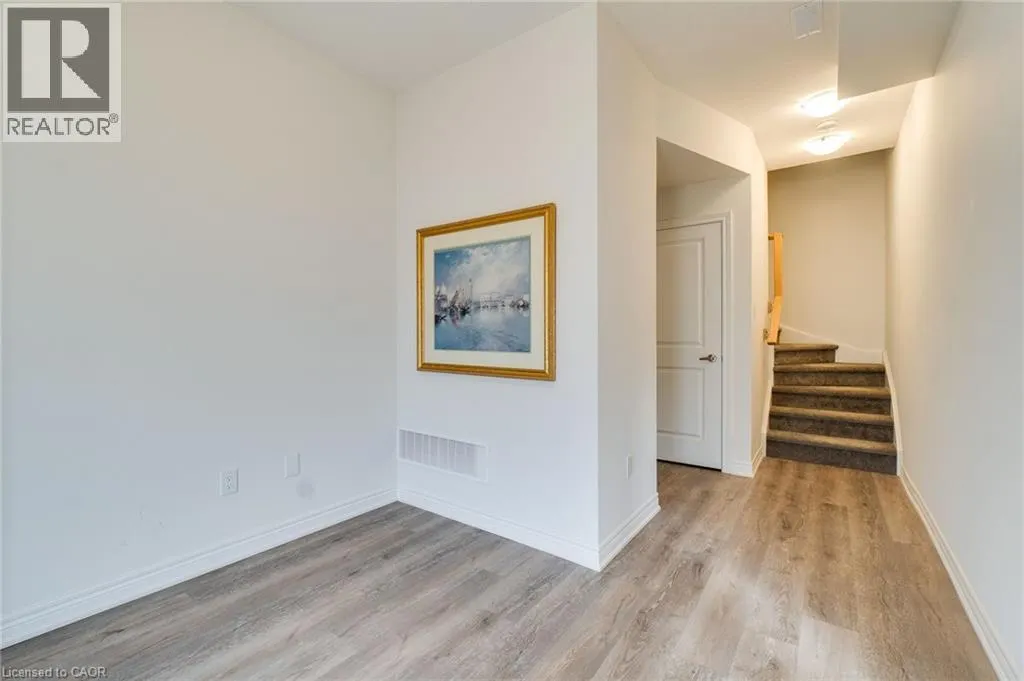 68 DRYDEN Lane