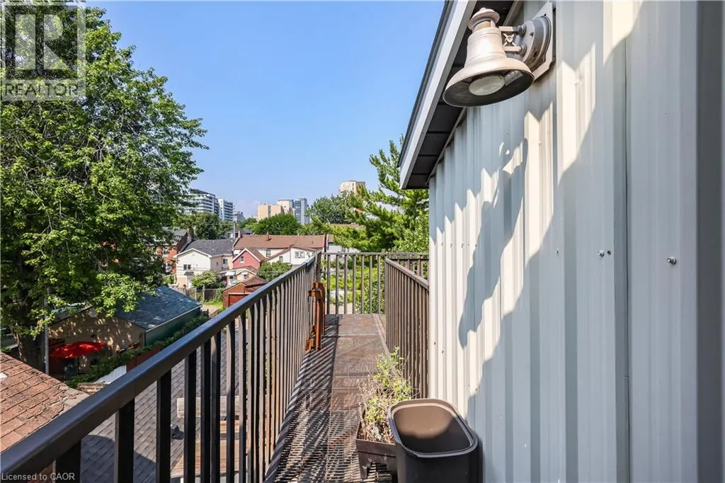 69 VICTORIA Avenue N Unit# 3, #3
