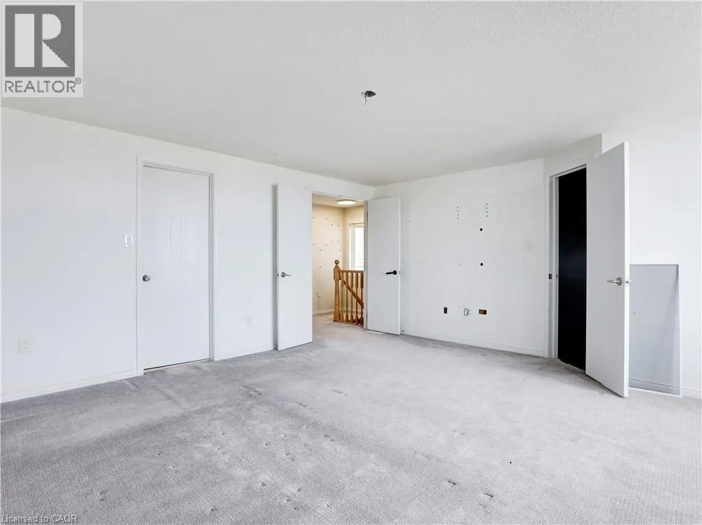 14 CHATEAU Crescent