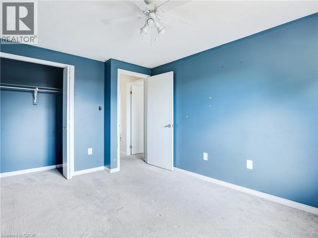 14 CHATEAU Crescent