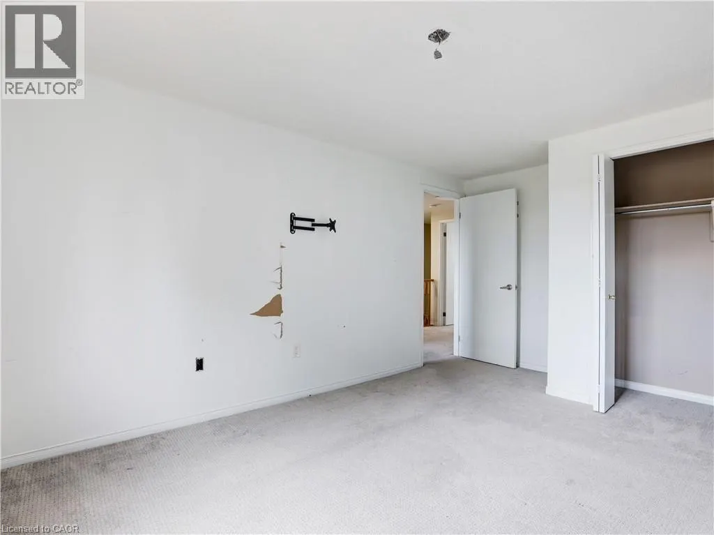 14 CHATEAU Crescent