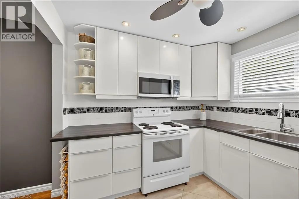 1550 GARTH Street Unit# 17, #17