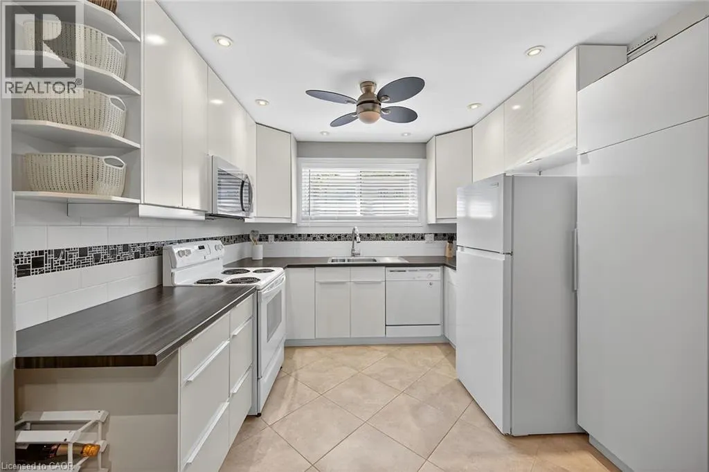 1550 GARTH Street Unit# 17, #17