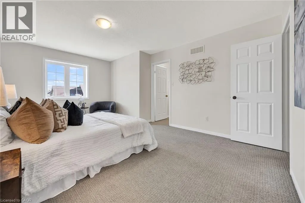 252 COUNTRYSTONE Crescent