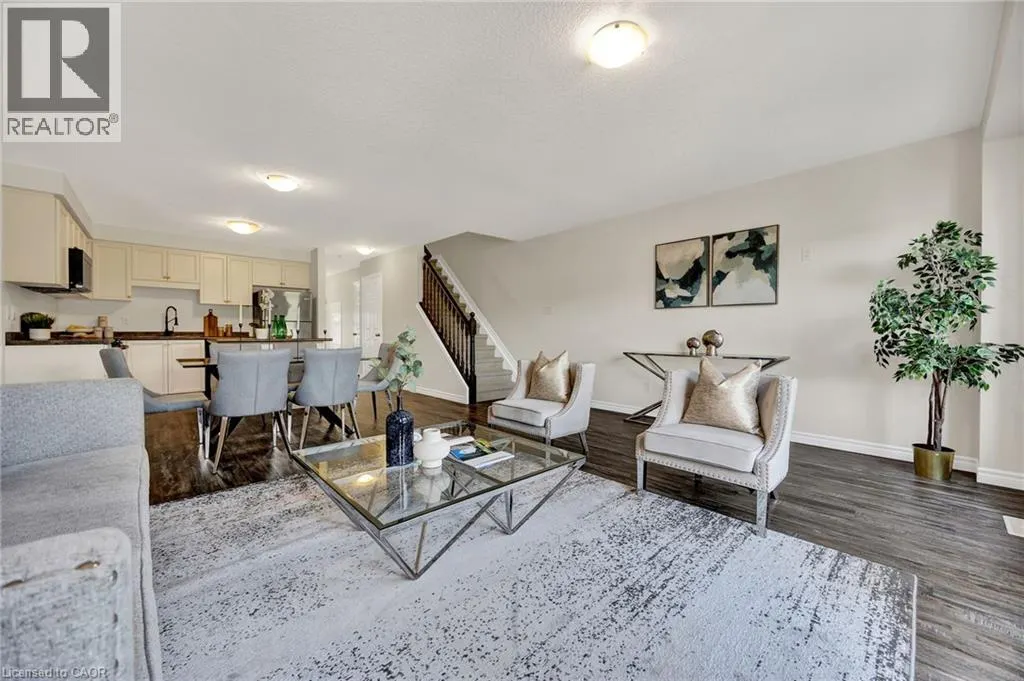 252 COUNTRYSTONE Crescent
