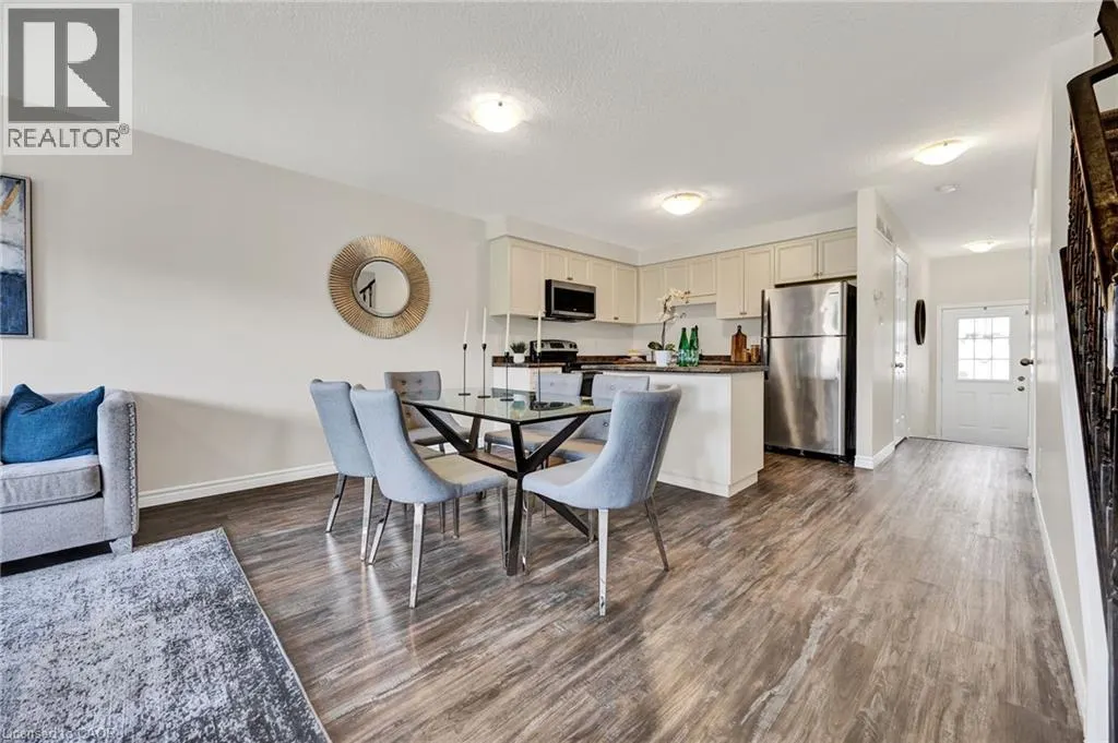 252 COUNTRYSTONE Crescent