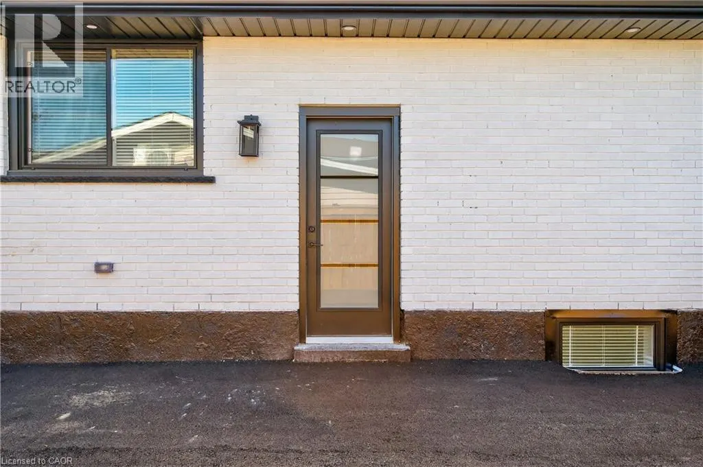 75 BRITTEN Close Unit# 2, #2