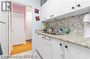 87 ST GEORGE Street Unit# 604, #604