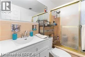 87 ST GEORGE Street Unit# 604, #604