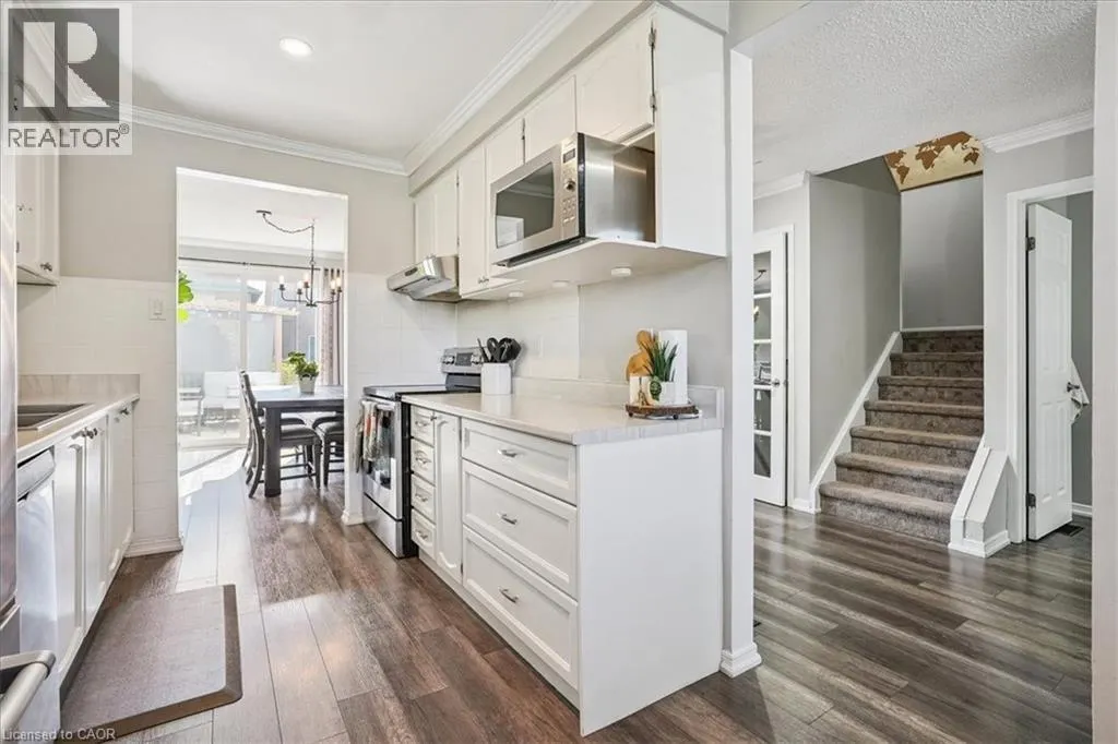 307 HIGHRIDGE Avenue