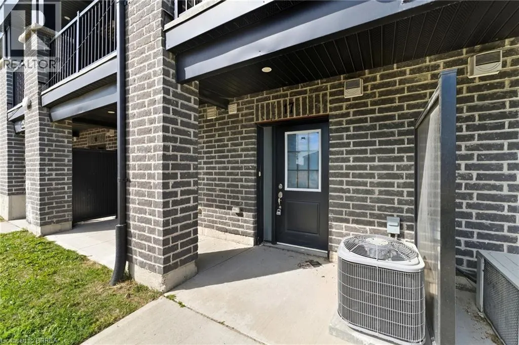 160 ROCHEFORT STREET Street Unit# A17, #A17
