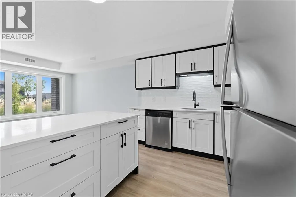 160 ROCHEFORT STREET Street Unit# A17, #A17