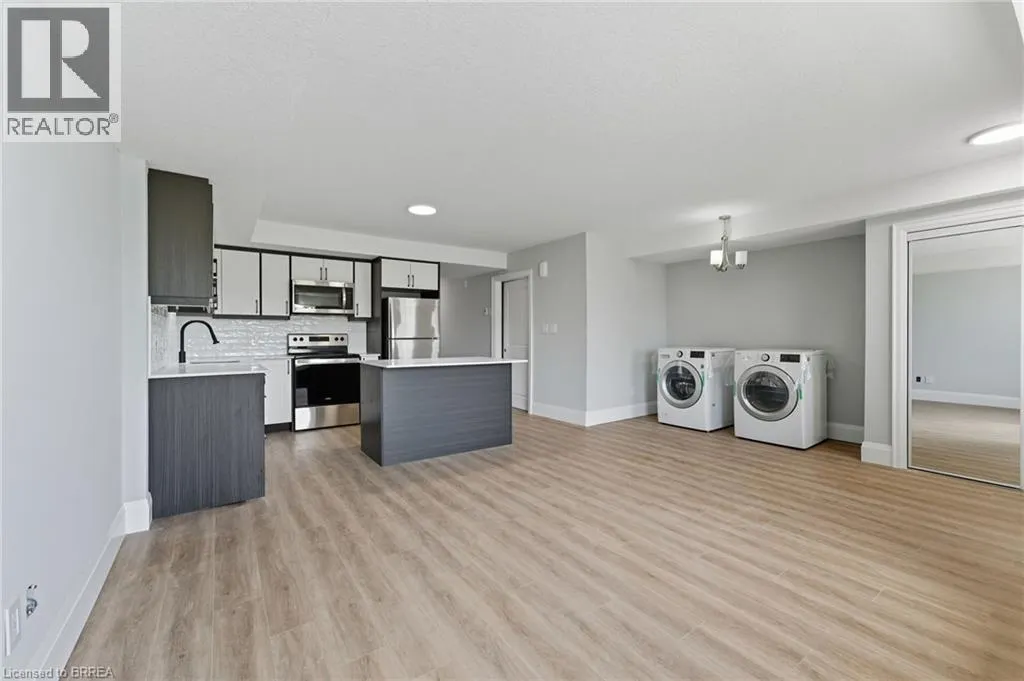 160 ROCHEFORT STREET Street Unit# A17, #A17
