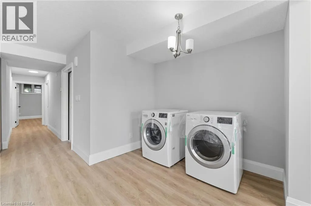 160 ROCHEFORT STREET Street Unit# A17, #A17