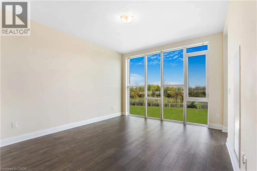 16 CONCORD Place Unit# 216, #216