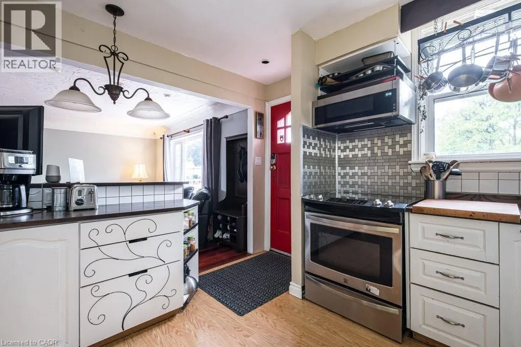 185 EAST 13TH Street