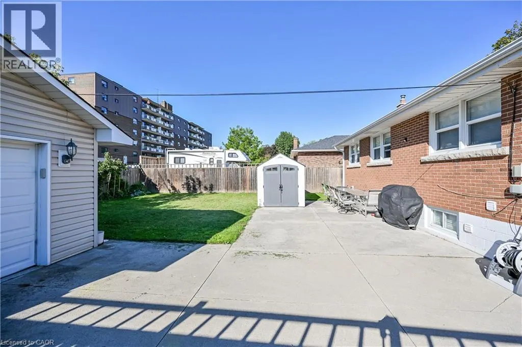 122 TOBY Crescent Unit# 2, #2