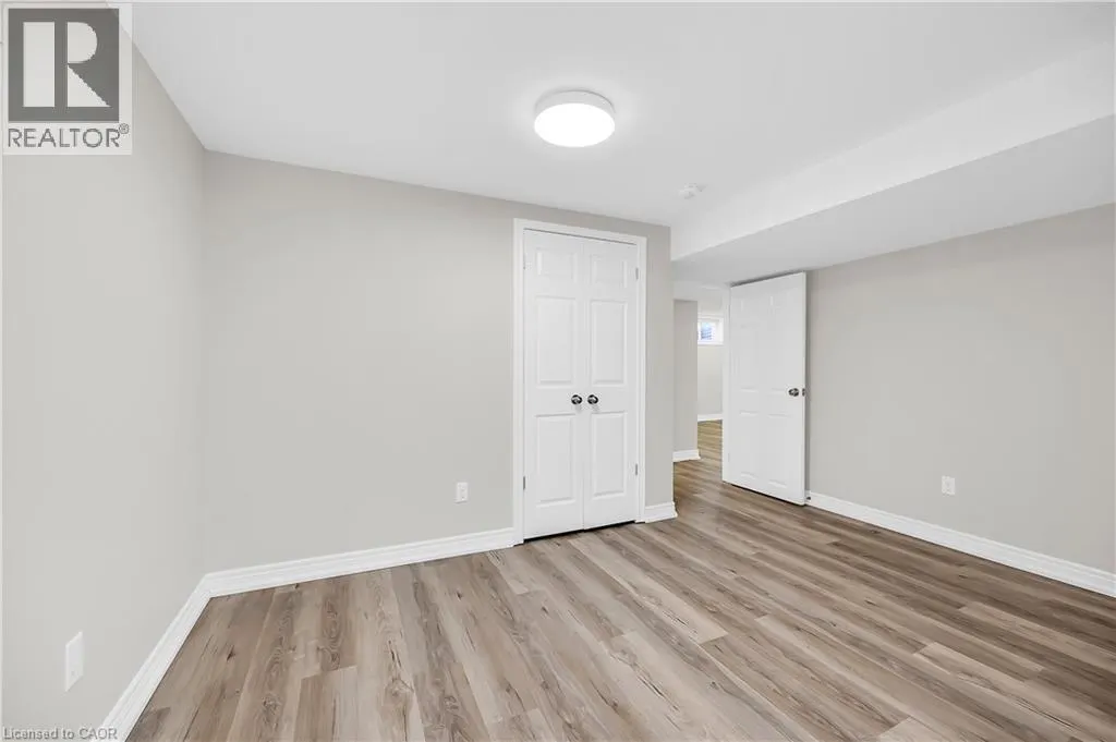 122 TOBY Crescent Unit# 2, #2