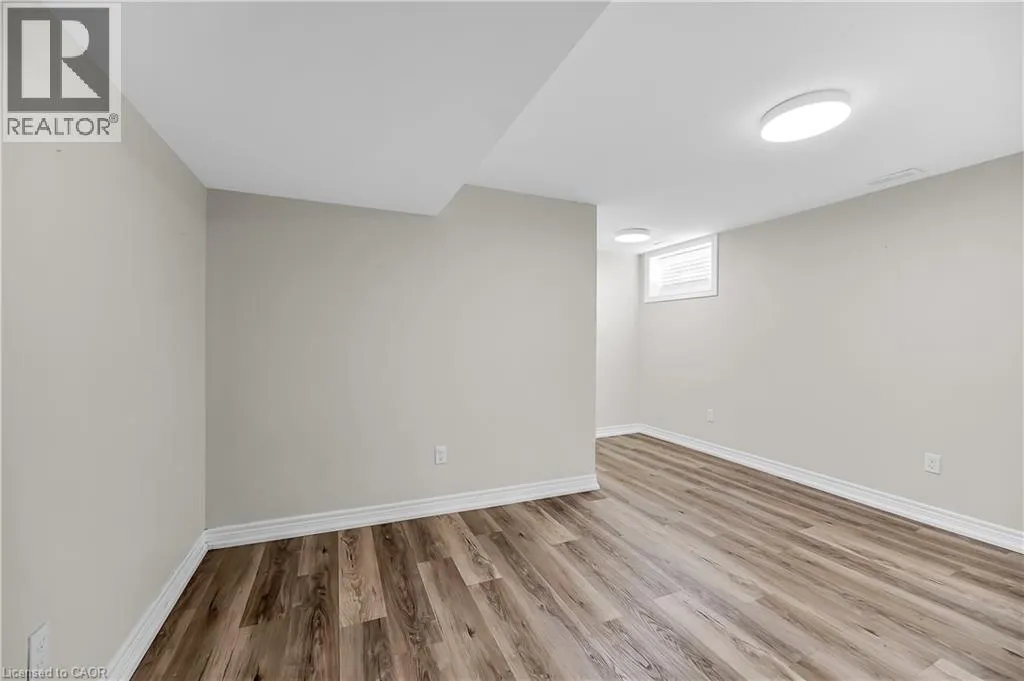 122 TOBY Crescent Unit# 2, #2