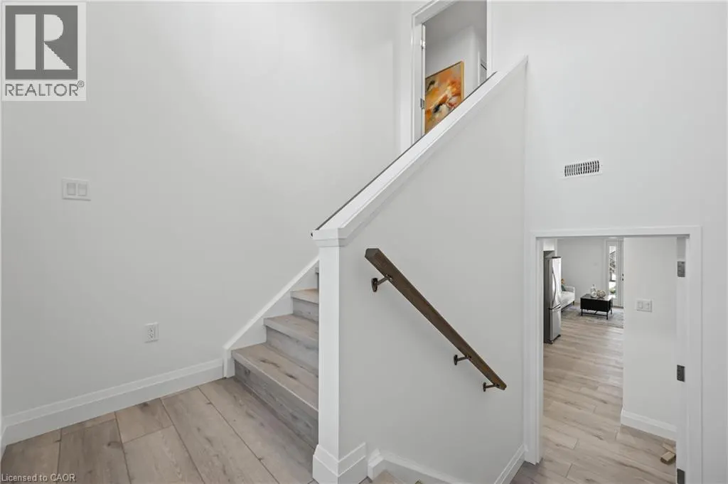 182 BRIDGE Crescent Unit# 6, #6